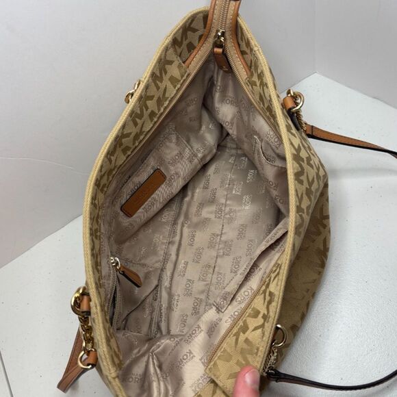 Michael Kors EW Gold Signature Canvas Leather Chain Shoulder Bag Purse Designer - Picture 11 of 12